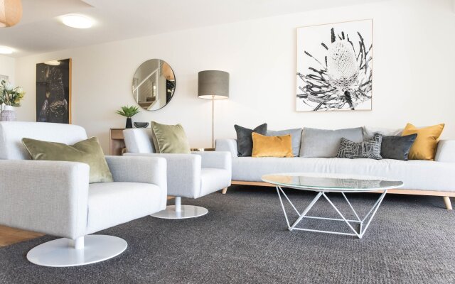 Noosa Crest