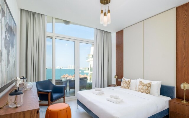 LUX Holiday Home - Royal Bay 1