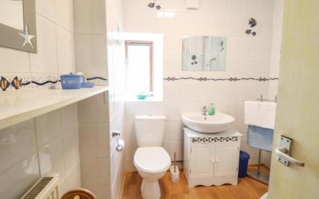 2 Waterloo Cottage