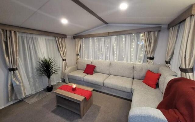 5 Geranium, Holiday Home in Oakdene Forest Park