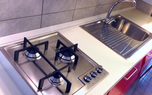 Intimate Studio in a Modern Residence-beahost