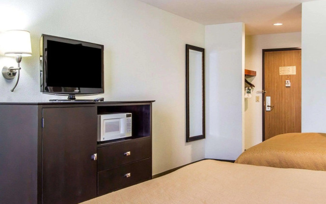 Quality Inn Pontiac