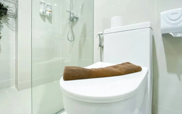 Stunning 2Br Apartment At Daan Mogot City