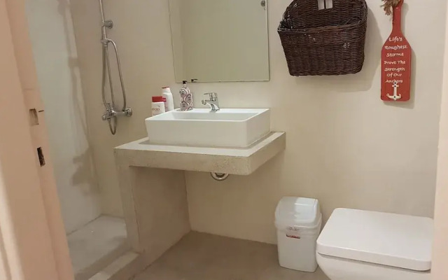 Erra - Brown - Athens Center,75m²,3 BD,1 BATH
