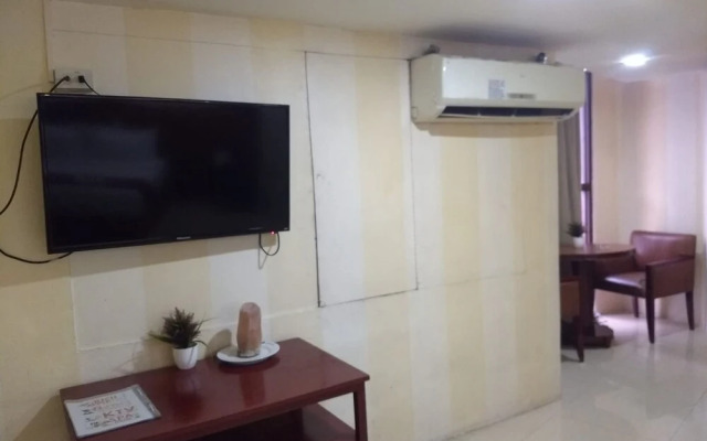 Vaccinated Staff - Capital O 824 Chinatown Lai Lai Hotel