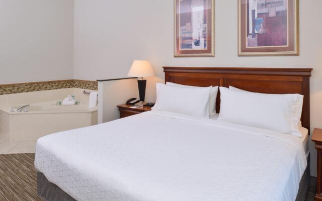 Holiday Inn Express Campbellsville by IHG