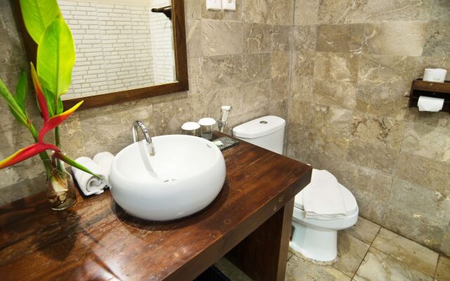 Royal Regantris Villa Karang