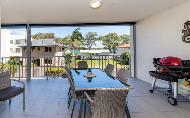 First Floor, Air Conditioned, Free Wi-fi!