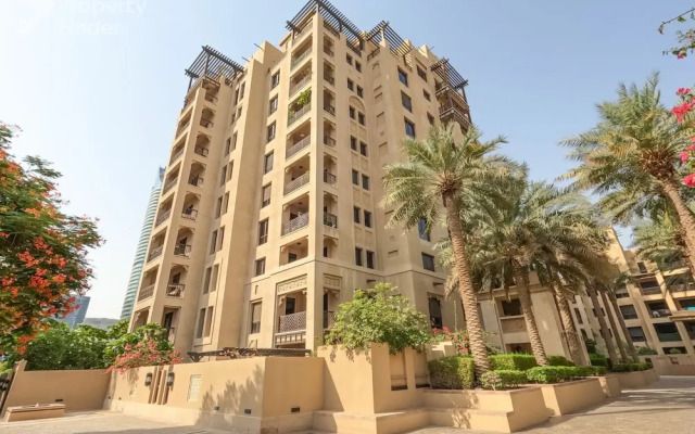 Reehan 1 - Happy Season - 2BR - Downtown
