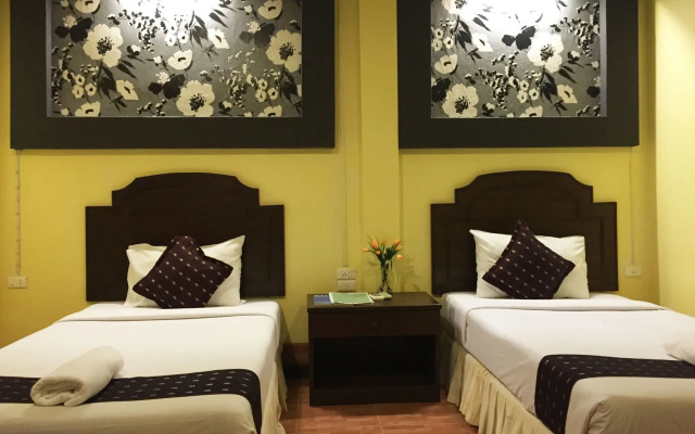 Khaolak Grand City