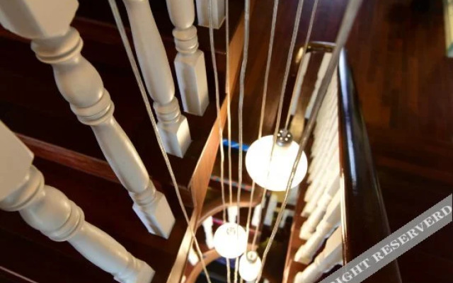 Jianren Hostel (Shanghai No.1 branch)