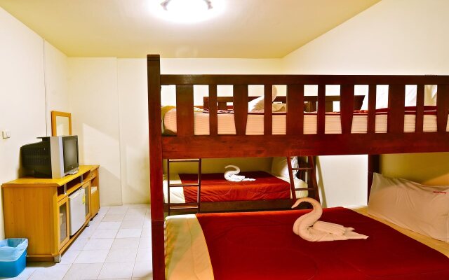 Square One Hotel Patong