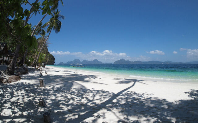 Pangulasian Island Resort