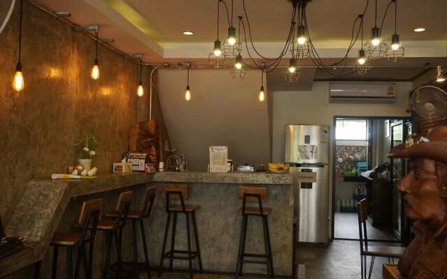 T2B Home - Adults Only - Hostel