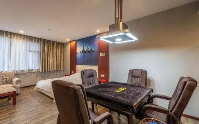 Green Land Hotel