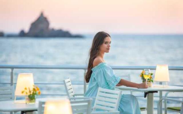 Hotel Palas Lux
