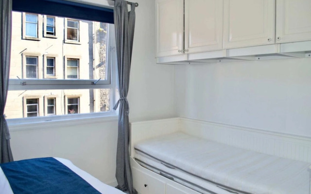 Extremely Central And Spacious Flat