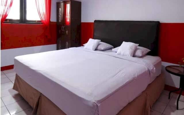 OYO 93168 Permata Ria Hotel