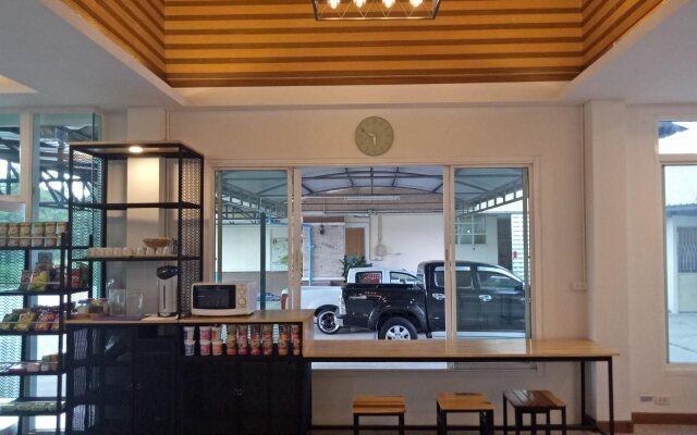 Vanarom Hotel