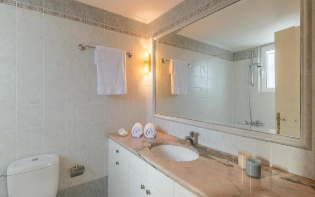 Olive Tree Villa-kalamata Serene Retreat