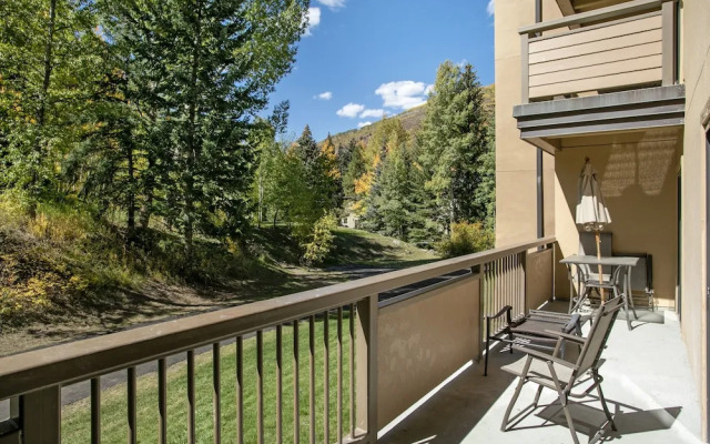 103 Fallridge Miniums 3 Bedroom Condo by RedAwning