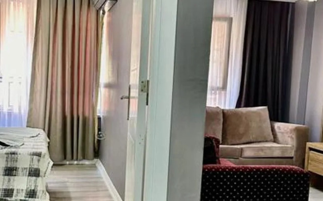 H&B Suite