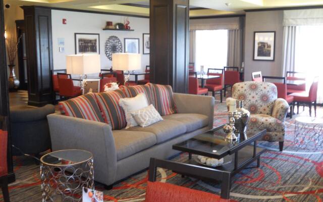 Holiday Inn Express & Suites Greensburg by IHG