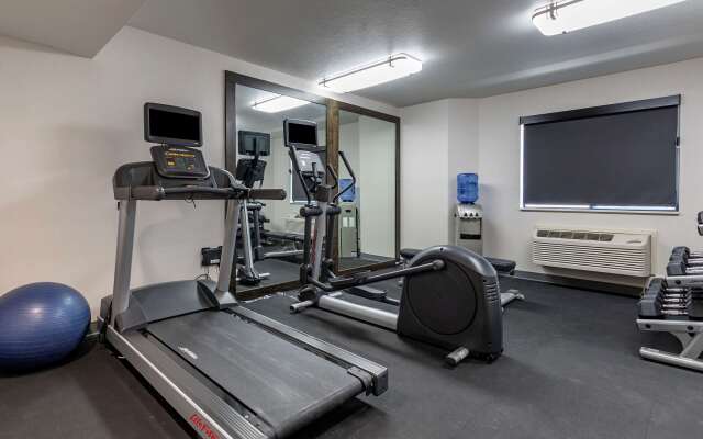 Sleep Inn & Suites