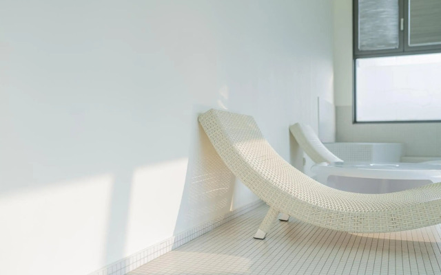 Snow hotel