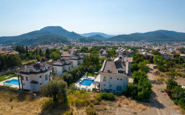 Musa - 5 Bedroom Holiday Villa in Hisaronu