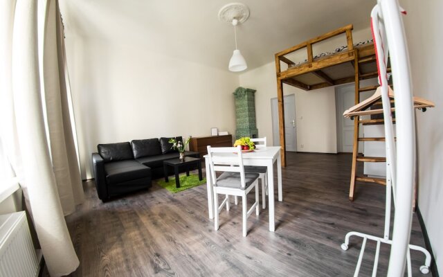 Freedom rooms and apartments