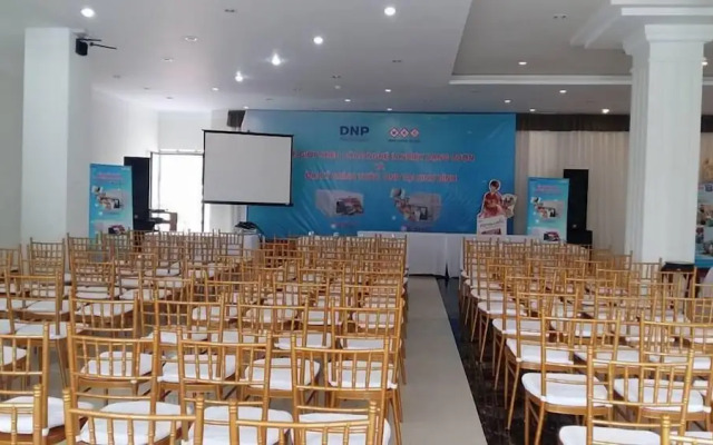 Hoa Lu Hotel
