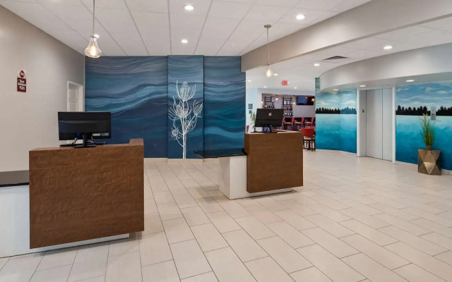 Plaza Hotel and Suites