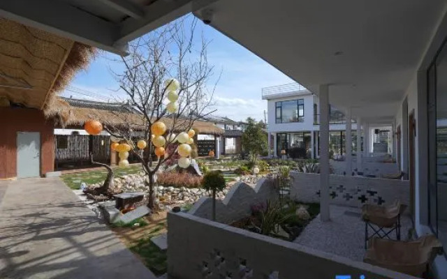 Ruziniu Homestay (Shuhe Old Town)