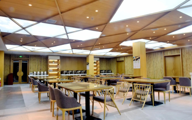 Delin Business Hotel