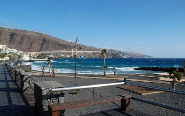 Acogedor estudio en Candelaria en primera línea de mar