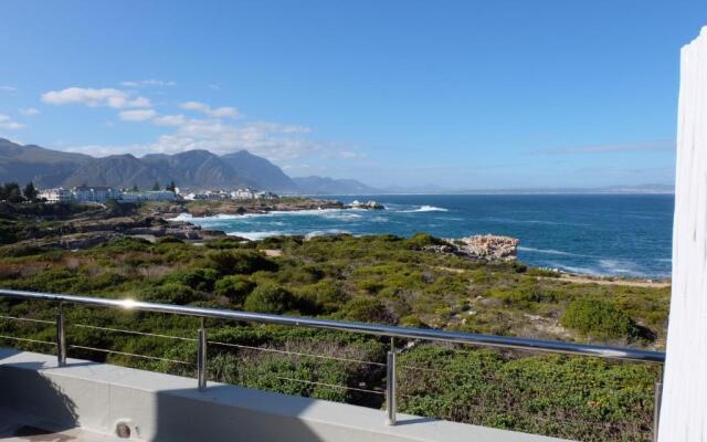 11 Westcliff Rentals