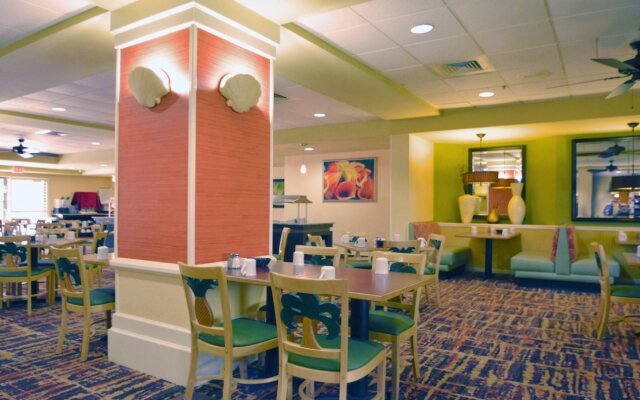 Rosen Inn, closest to Universal