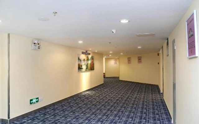 7 Days Inn Shenzhen Luohu World Trade Center Branch