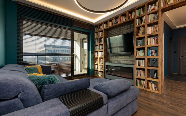 Deep Green Apartment by Renters