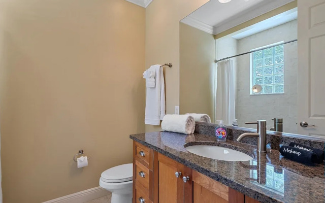 Sea Esta 4 Bedroom Home