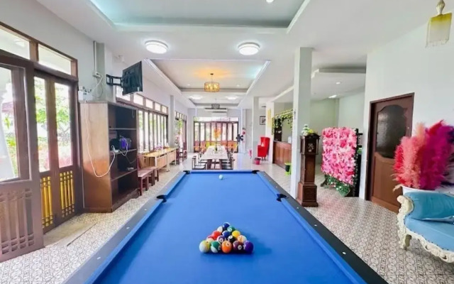Karnie Cheer Pool Villa & Resort Pattaya