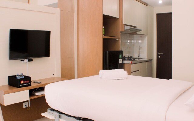 Fancy And Comfy Studio Apartment At Transpark Juanda Bekasi