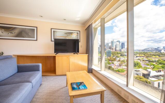 Holiday Inn Sydney Potts Point by IHG