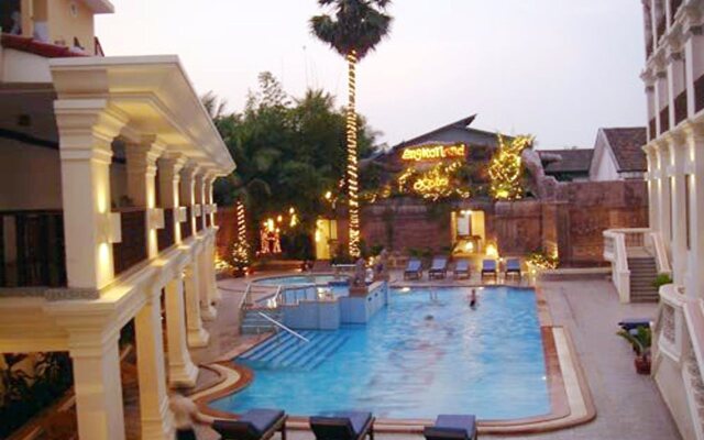Angkor Land Urban Boutique