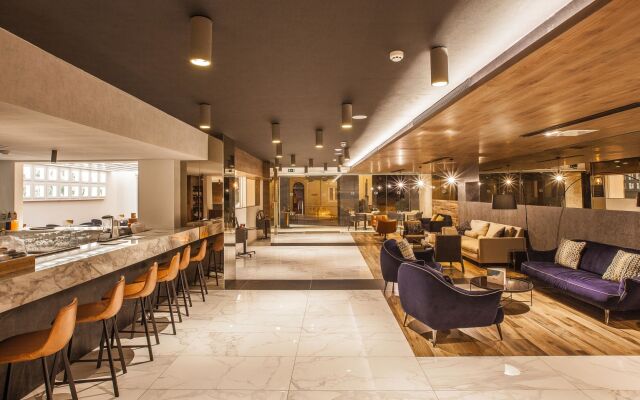 Solana Hotel & Spa