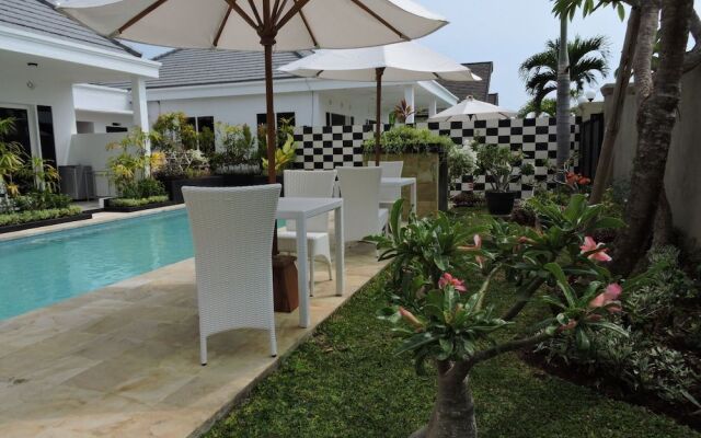Kartika Villas