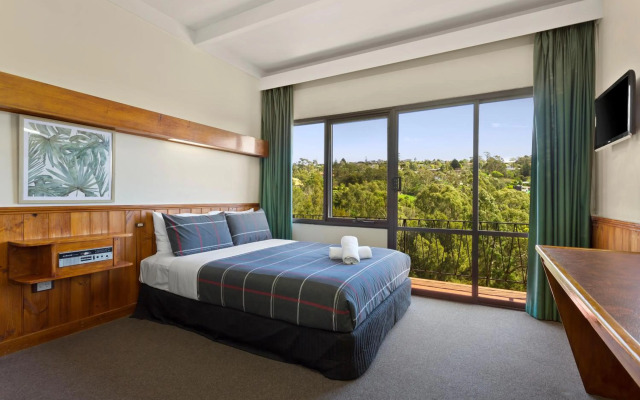 Village Family Motor Inn