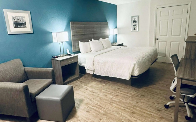Ramada by Wyndham Lumberton