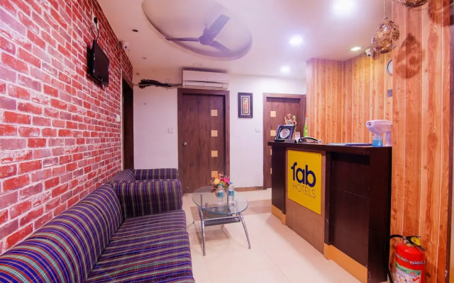 FabHotel Element Guestline